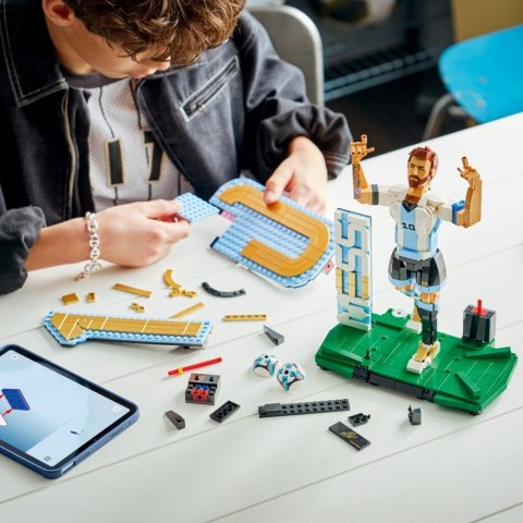 Klocki Editions 43015 Lionel Messi - piłkarska legenda