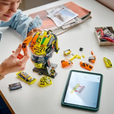 Klocki Editions 43023 Kask Lando Norris McLaren