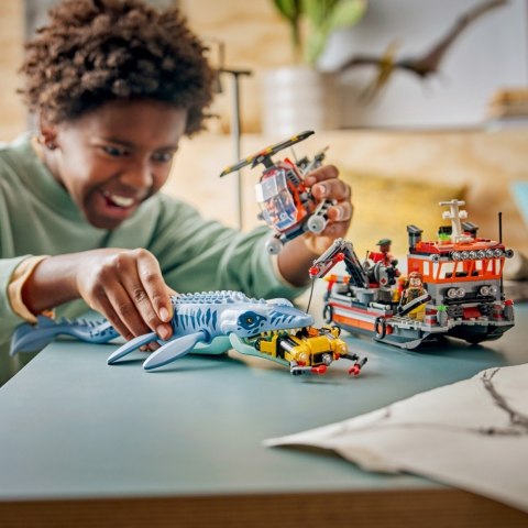 Klocki Jurassic World 77983 Atak mozazaura na łódź LEGO