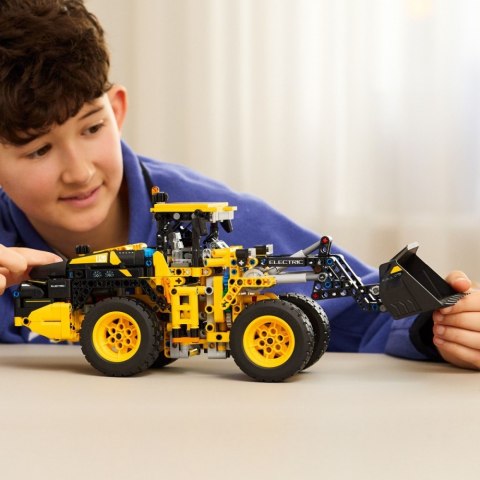 Klocki Technic 42209 Ładowarka kołowa Volvo L120 Electric